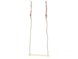 Trapèze en Bois à l'aire de jeux