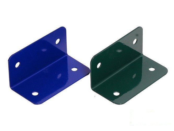 Angle connector to the wooden beams